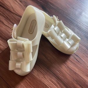 Mini melissa size 7